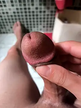 Snapshot of Mascarado01i chatting on December 2, 2025, 6:03 pm Mascarado01i online show from December 2, 2025, 6:03 pm