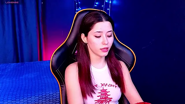 Snapshot of RedMidnight chatting on January 12, 2026, 8:25 pm RedMidnight online show from January 12, 2026, 8:25 pm