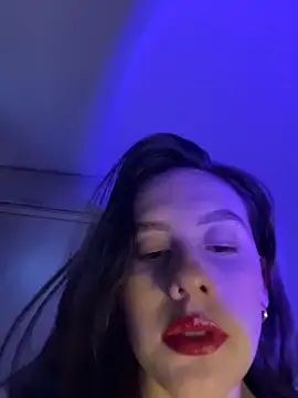 Samantafoxx  online show from April 7, 2026, 12:55 am