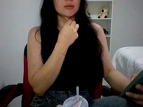 Snapshot of melissaaguiar chatting on November 25, 2025, 9:09 am melissaaguiar online show from November 25, 2025, 9:09 am