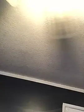 xxxenzo1 online show from December 13, 2024, 9:24 am