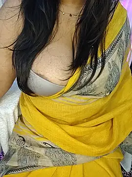 Curvy Pooja online show from July 25, 2026, 6:38 pm