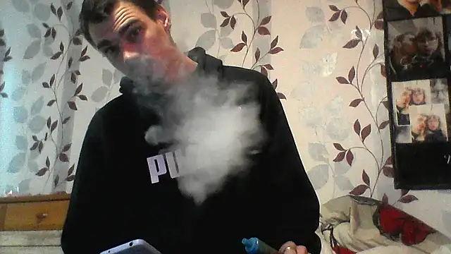 Snapshot of PS0883 chatting on December 2, 2025, 4:46 pm PS0883 online show from December 2, 2025, 4:46 pm