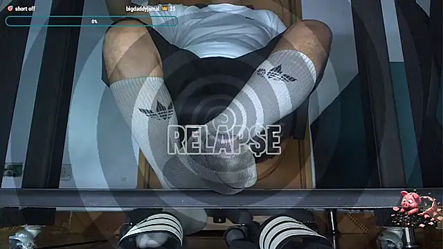 Snapshot of Alphacashmaster777 chatting on December 23, 2025, 3:48 am Alphacashmaster777 online show from December 23, 2025, 3:48 am