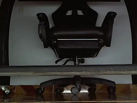 Snapshot of Alphacashmaster777 chatting on March 24, 2026, 1:05 pm Alphacashmaster777 online show from March 24, 2026, 1:05 pm