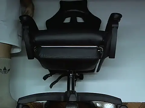 Snapshot of Alphacashmaster777 chatting on March 27, 2026, 8:26 am Alphacashmaster777 online show from March 27, 2026, 8:26 am