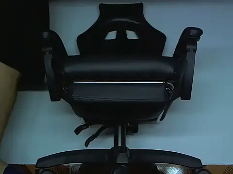 Snapshot of Alphacashmaster777 chatting on March 28, 2026, 12:54 am Alphacashmaster777 online show from March 28, 2026, 12:54 am