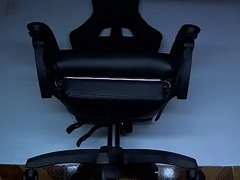 Snapshot of Alphacashmaster777 chatting on April 10, 2026, 3:17 pm Alphacashmaster777 online show from April 10, 2026, 3:17 pm