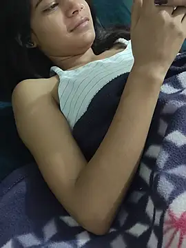 Snapshot of anjli_22 chatting on July 25, 2026, 9:51 am anjli 22 online show from July 25, 2026, 9:51 am