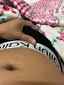 Lam-Phonix online show from November 29, 2025, 5:38 pm