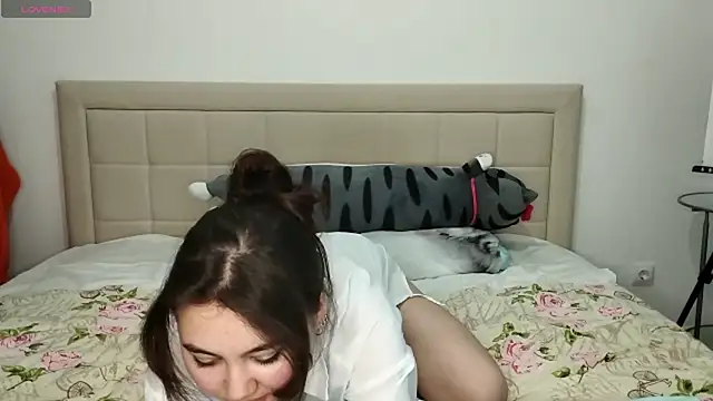 ArianeRandy online show from March 17, 2026, 3:04 pm