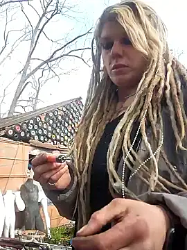 Horny hippie online show from February 8, 2026, 5:16 pm