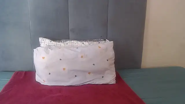 Chocolatebae86 online show from March 10, 2026, 7:24 am