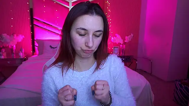 RoxieRay online show from February 6, 2026, 3:26 pm