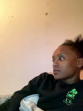    Hannah    online show from January 7, 2026, 4:15 am