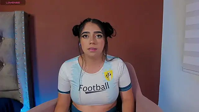 luna cute   online show from March 21, 2026, 8:56 pm