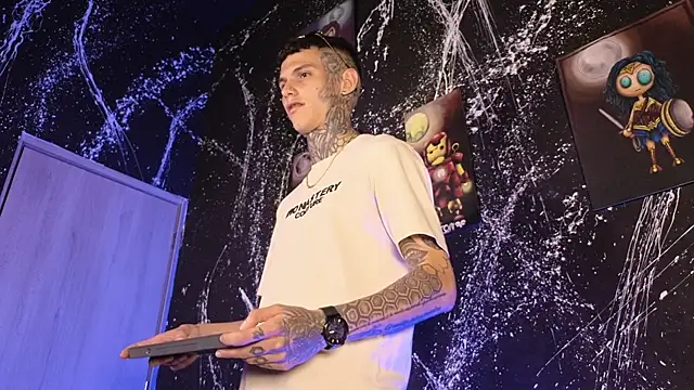 Snapshot of Paulo_527 chatting on December 3, 2025, 4:09 am Paulo 527 online show from December 3, 2025, 4:09 am