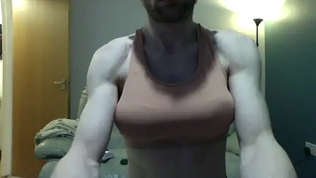 Mrslingerie online show from April 18, 2026, 10:54 pm