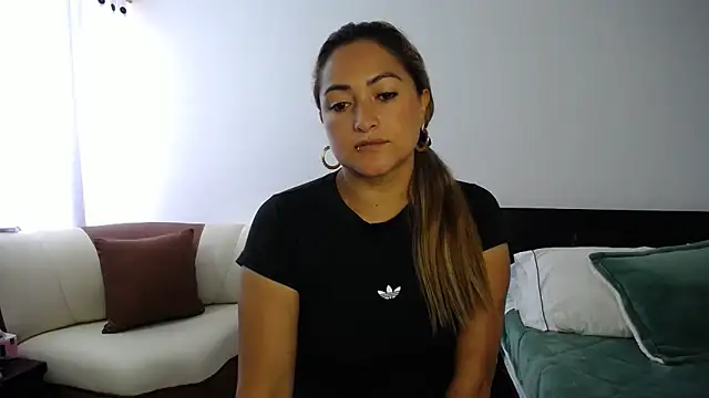 ximenaxcite19 online show from February 2, 2026, 1:10 pm