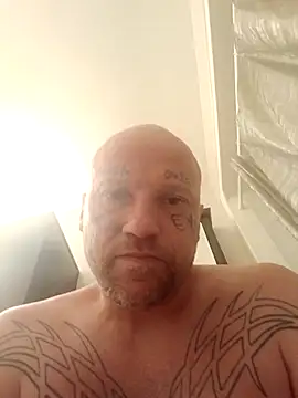 Snapshot of AstralPhase900 chatting on July 29, 2026, 10:13 am AstralPhase900 online show from July 29, 2026, 10:13 am