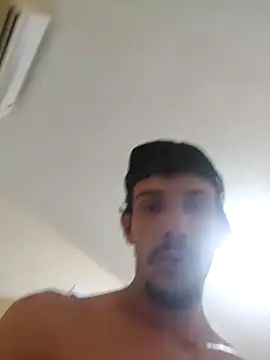 Surf boy8 online show from December 18, 2025, 9:43 pm