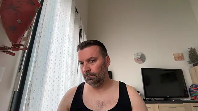 coolsmith81 online show from May 21, 2026, 6:53 am