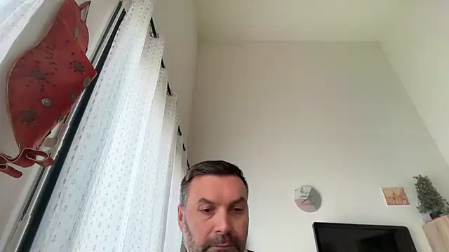 coolsmith81 online show from May 22, 2026, 7:04 am
