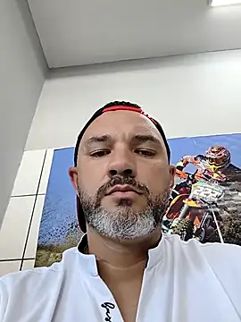 Paugostoso86 online show from November 26, 2025, 7:37 pm