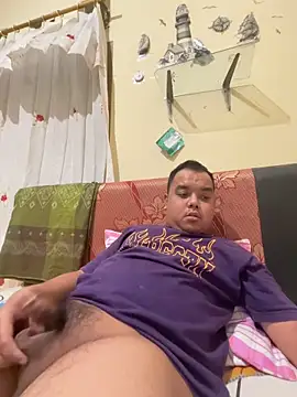 aril200117 online show from April 20, 2026, 7:04 pm