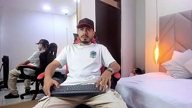 MatthewCullen online show from April 13, 2026, 7:52 pm