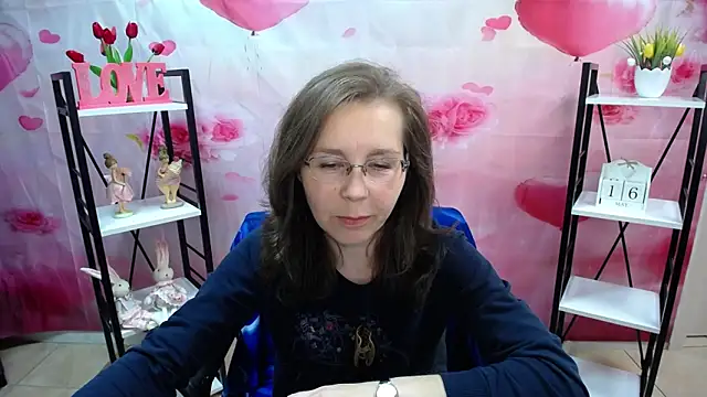 Snapshot of DaisyEdit chatting on May 16, 2026, 5:15 am DaisyEdit online show from May 16, 2026, 5:15 am