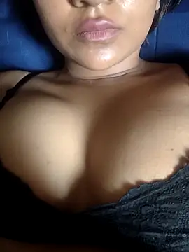 rupali3221 online show from April 13, 2026, 3:12 am