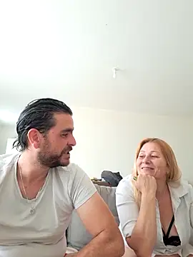Snapshot of Le_fantasme chatting on June 5, 2026, 5:40 pm Le fantasme online show from June 5, 2026, 5:40 pm
