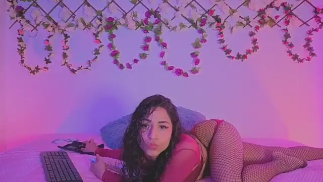 Snapshot of MarillynMorgan chatting on November 28, 2025, 4:20 pm MarillynMorgan online show from November 28, 2025, 4:20 pm