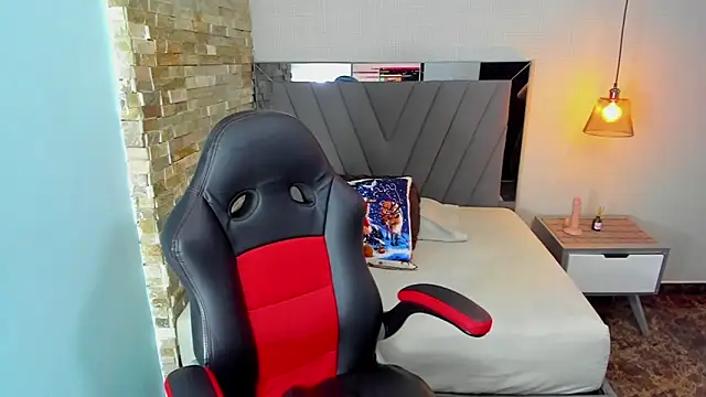 Snapshot of BRIAGALVIN4 chatting on December 2, 2025, 7:31 pm BRIAGALVIN4 online show from December 2, 2025, 7:31 pm