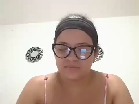 VirlesSweet online show from July 28, 2026, 11:37 pm