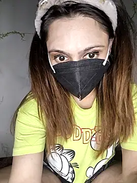 HONEY BEBS online show from February 13, 2026, 6:37 pm