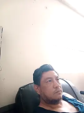 Snapshot of Senor420 chatting on November 28, 2025, 5:15 pm Senor420 online show from November 28, 2025, 5:15 pm