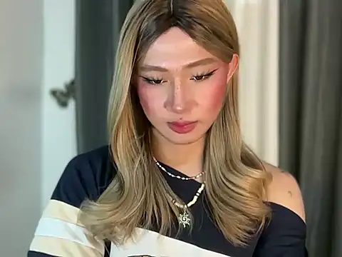 asiantwink0000 online show from July 28, 2026, 3:21 pm