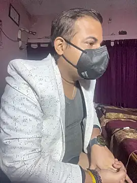 Saxymood1111 online show from December 17, 2025, 6:08 am