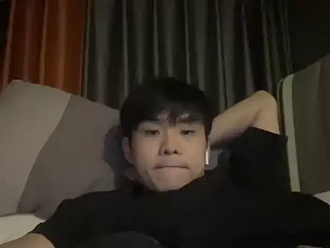 Snapshot of alexzzzzzppp chatting on December 1, 2025, 3:28 pm alexzzzzzppp online show from December 1, 2025, 3:28 pm