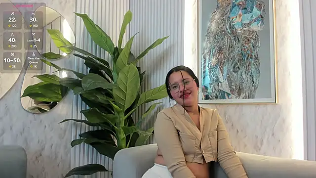 Snapshot of Baby_alisson18 chatting on December 3, 2025, 12:25 pm Baby alisson18 online show from December 3, 2025, 12:25 pm