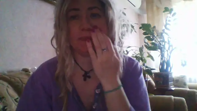 ClaireShannon online show from January 6, 2026, 11:03 am