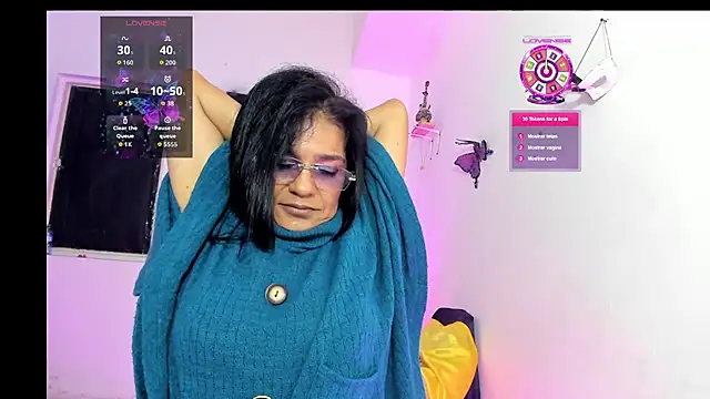 Snapshot of sweetCatallina chatting on June 27, 2026, 12:10 pm sweetCatallina online show from June 27, 2026, 12:10 pm