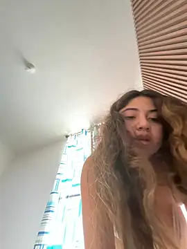 Charlyy1703 online show from June 25, 2026, 6:01 pm