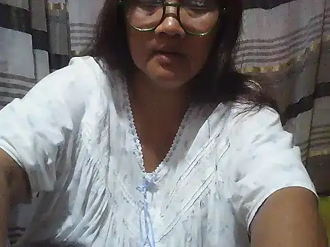 Snapshot of fireflower70 chatting on July 22, 2026, 12:41 pm fireflower70 online show from July 22, 2026, 12:41 pm