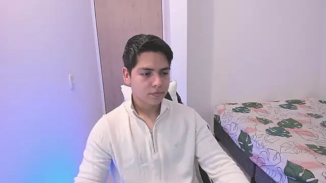 Asta YunoXXX online show from March 4, 2026, 6:30 am