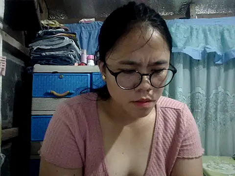 Snapshot of xxdreamgirl69 chatting on May 6, 2026, 10:20 am xxdreamgirl69 online show from May 6, 2026, 10:20 am