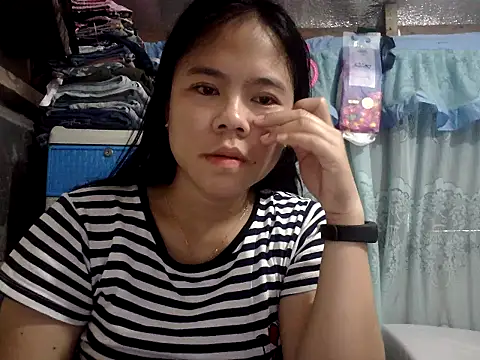 Snapshot of xxdreamgirl69 chatting on May 14, 2026, 4:41 am xxdreamgirl69 online show from May 14, 2026, 4:41 am
