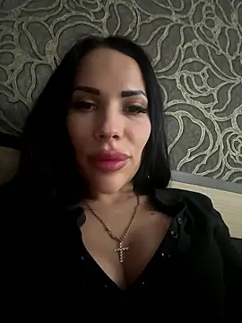 Snapshot of Sweet_little_gir chatting on January 8, 2026, 11:12 am Sweet little gir online show from January 8, 2026, 11:12 am